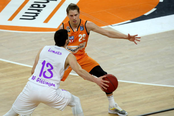 位于济南的 位于济南的